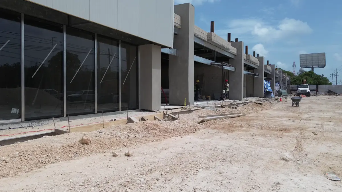 Avance real de la fachada comercial de Konecta Park